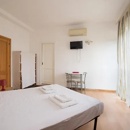 Studios10 Apartament Alghero